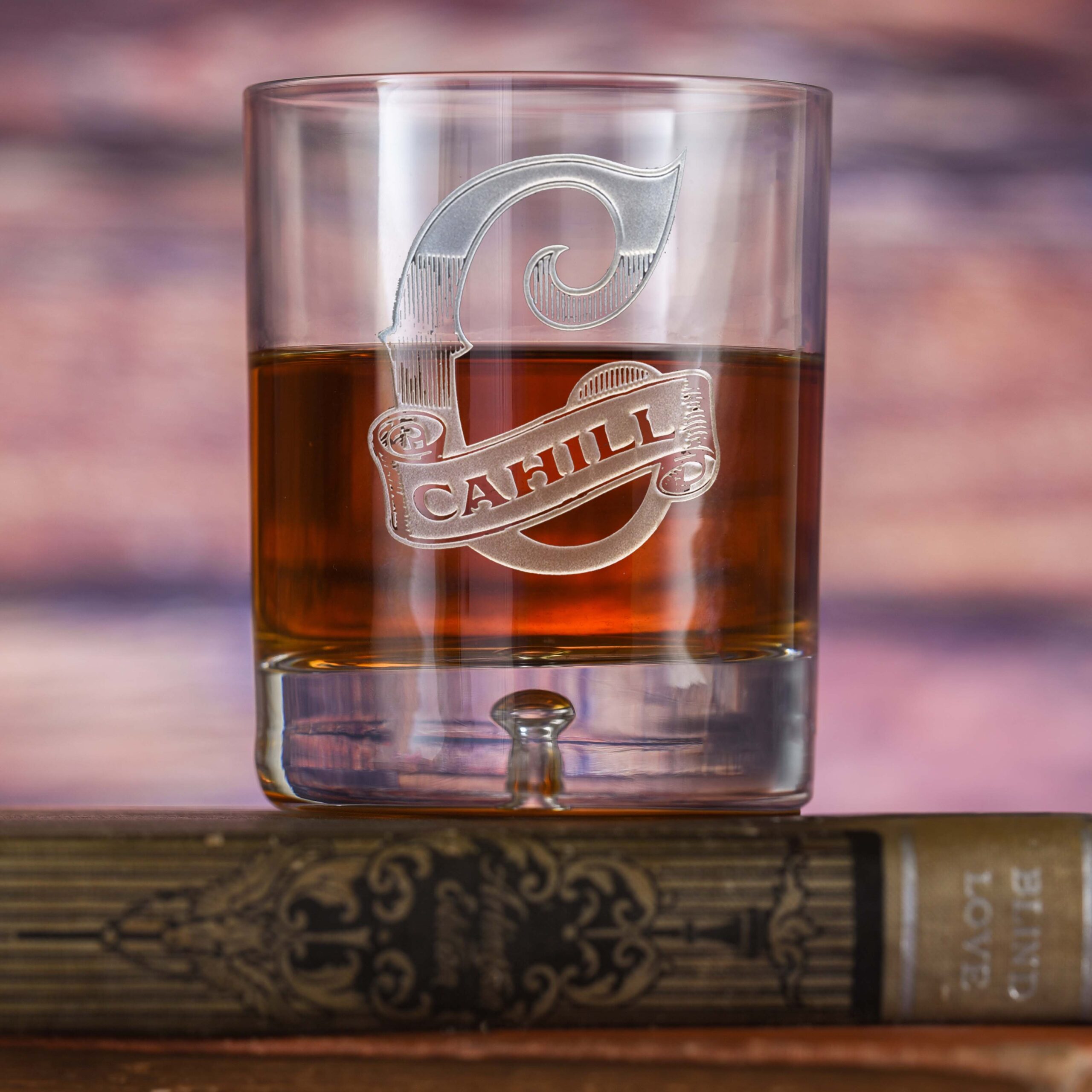 Loniqs Personalized Engraved Crystal Whiskey Glass – Scotch & Bourbon Tumbler
